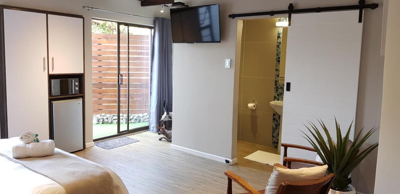 The Hillcrest Guesthouse 이스트런던 외부 사진